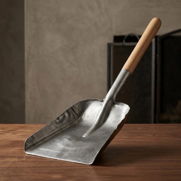 Balaban Ahşap Saplı Metal Soba ve Şömine Küreği