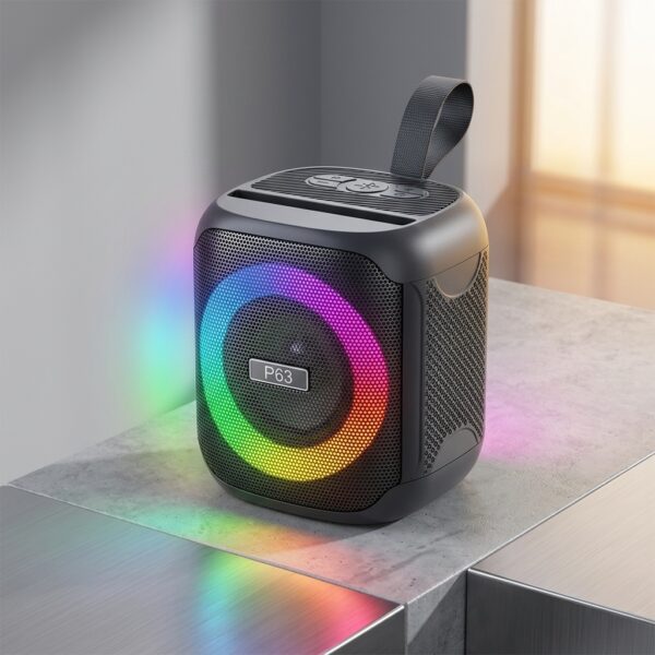 P63 Taşınabilir Kablosuz Bluetooth Hoparlör RGB Işıklı 8W