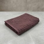 Nurpak Kilim Desenli Banyo Ayak Havlusu 50x70 cm - Mürdüm