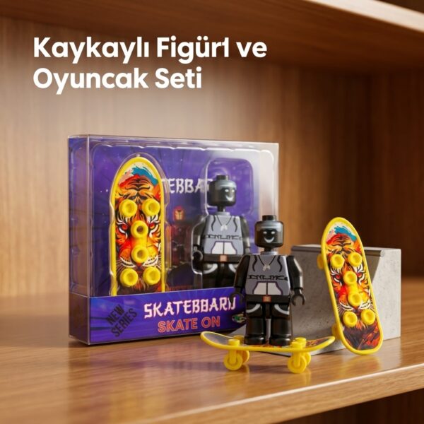 Kembay 7014 Kaykaylı Figür ve Oyuncak Kaykay Seti