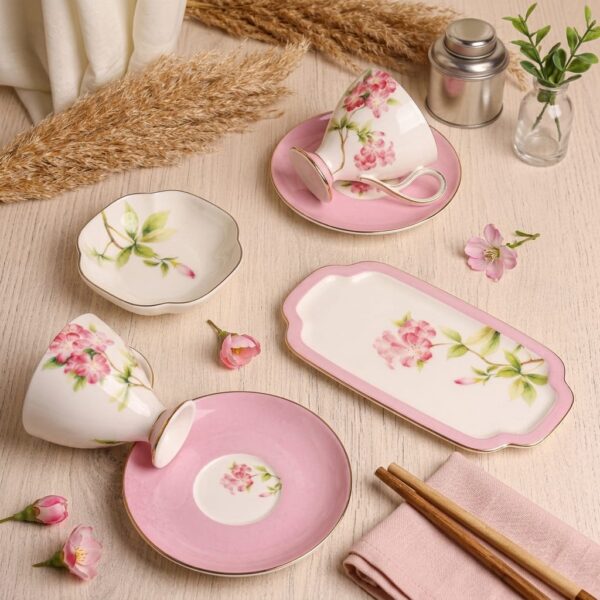 Royal Charme Veronica Çiçek Desenli Porselen Çay Fincan ve Sunum Takımı - Pembe