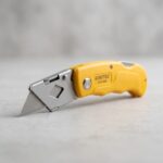 Kinetex KTX-653 Katlanır Halıcı Maket Bıçağı Sarı - Görsel 2