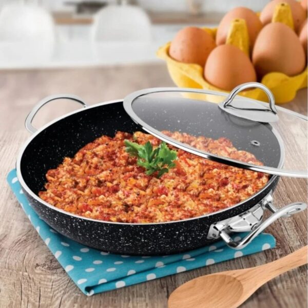 Lines Menemen Aşkı Cam Kapaklı Siyah Granit Tava 28 Cm