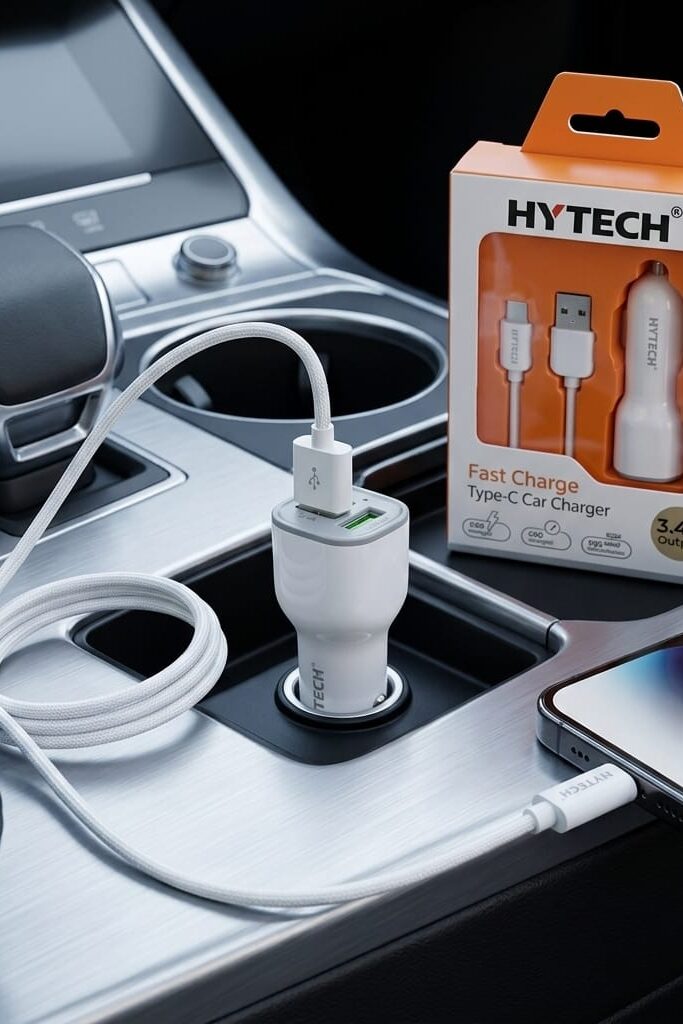 Hytech HY-X46 3.4A Type-C Kablolu 2 Portlu Beyaz Araç Şarj Cihazı