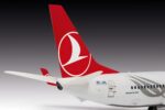 Revell Türk Hava Yolları Boeing 737-800 Model Uçak Seti 1:144 Ölçek