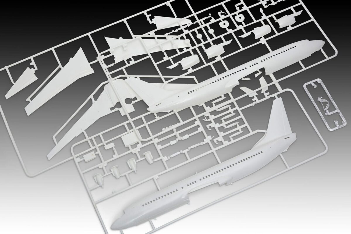 Revell Türk Hava Yolları Boeing 737-800 Model Uçak Seti 1:144 Ölçek