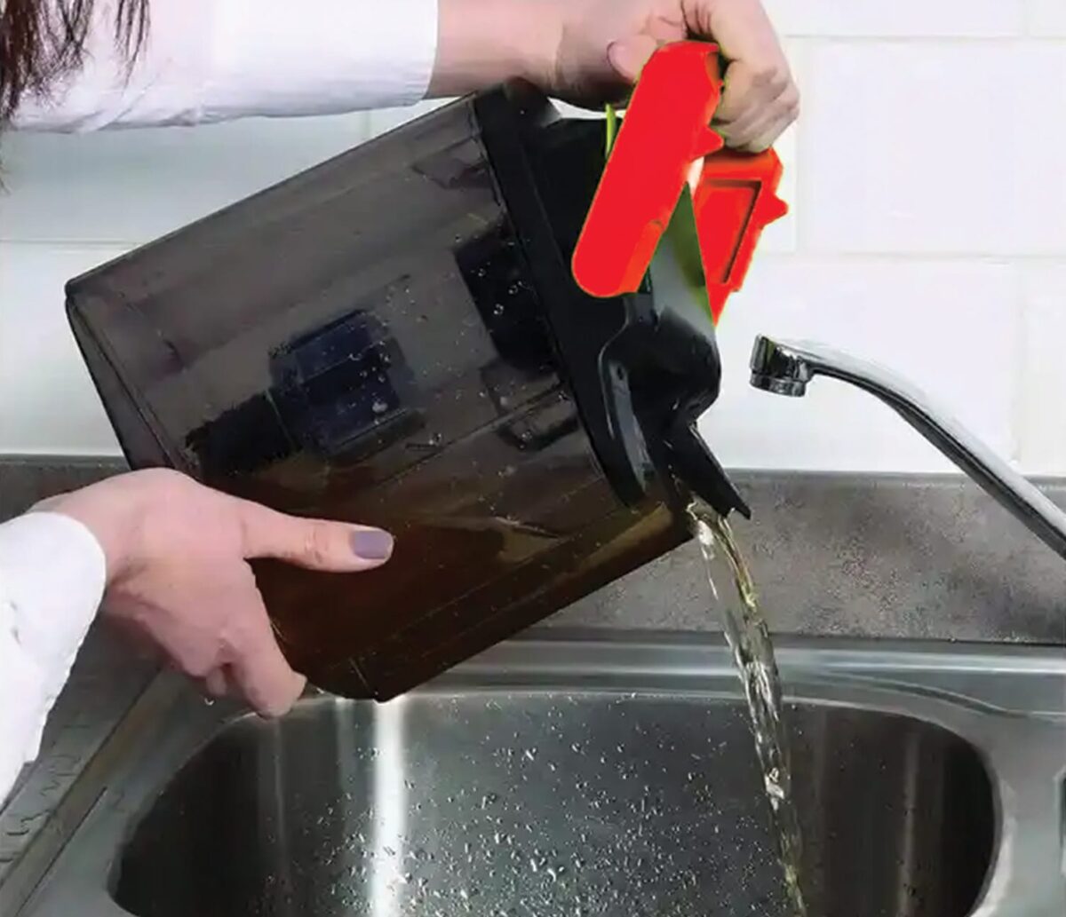 Kiwi KCC-4371 PRO Bağlanabilir Koltuk Temizleme Başlıklı Dikey Halı Yıkama Makinesi Pembe